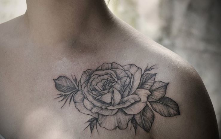 Xăm hoa hồng trên ngực trái - Ý nghĩa hình xăm