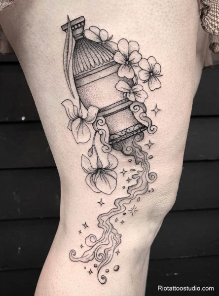 hình xăm cung Bảo Bình được thực hiện tại Rio Tattoo Studio