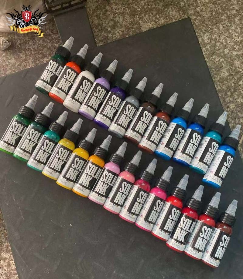 Hãng mực xăm Solid một trong những hãng mực lâu đời đã được Rio Tattoo Studio đặt hàng những Tone mực chuyên để xăm màu da 