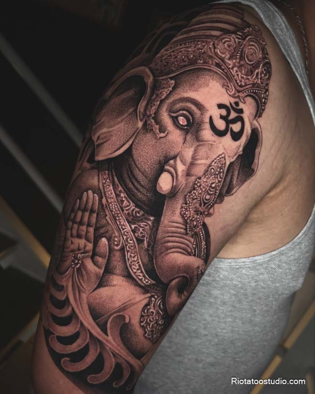 Hình xăm thần voi Ganesha biểu tượng tâm linh tại Rio Tattoo Studio