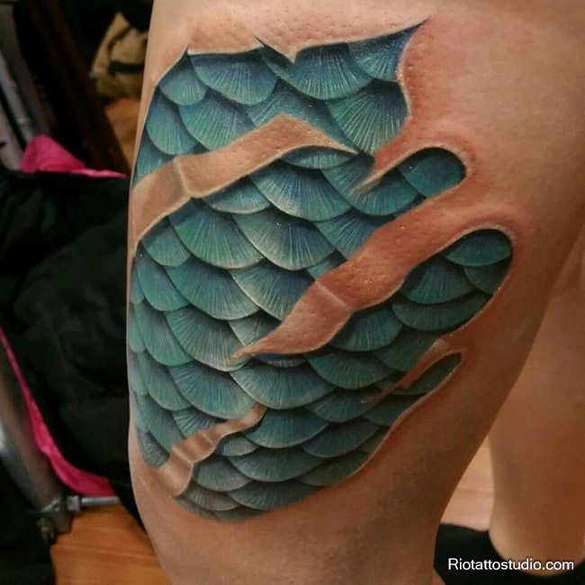 Ấn tượng với hình xăm vảy cá 3D sống động tại Rio Tattoo Studio
