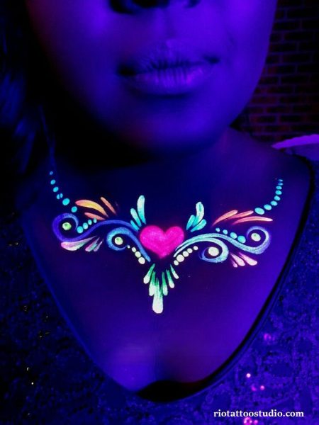 333+ Xăm Dạ Quang: Giải Mã Bí Ẩn và Hiệu Ứng Phát Sáng Độc Đáo 9 - Rio Tattoo Studio