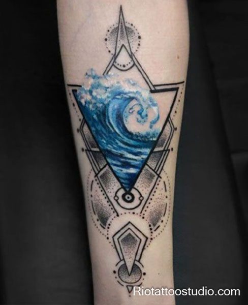 Mẫu xăm chủ đề nước hợp phong thủy