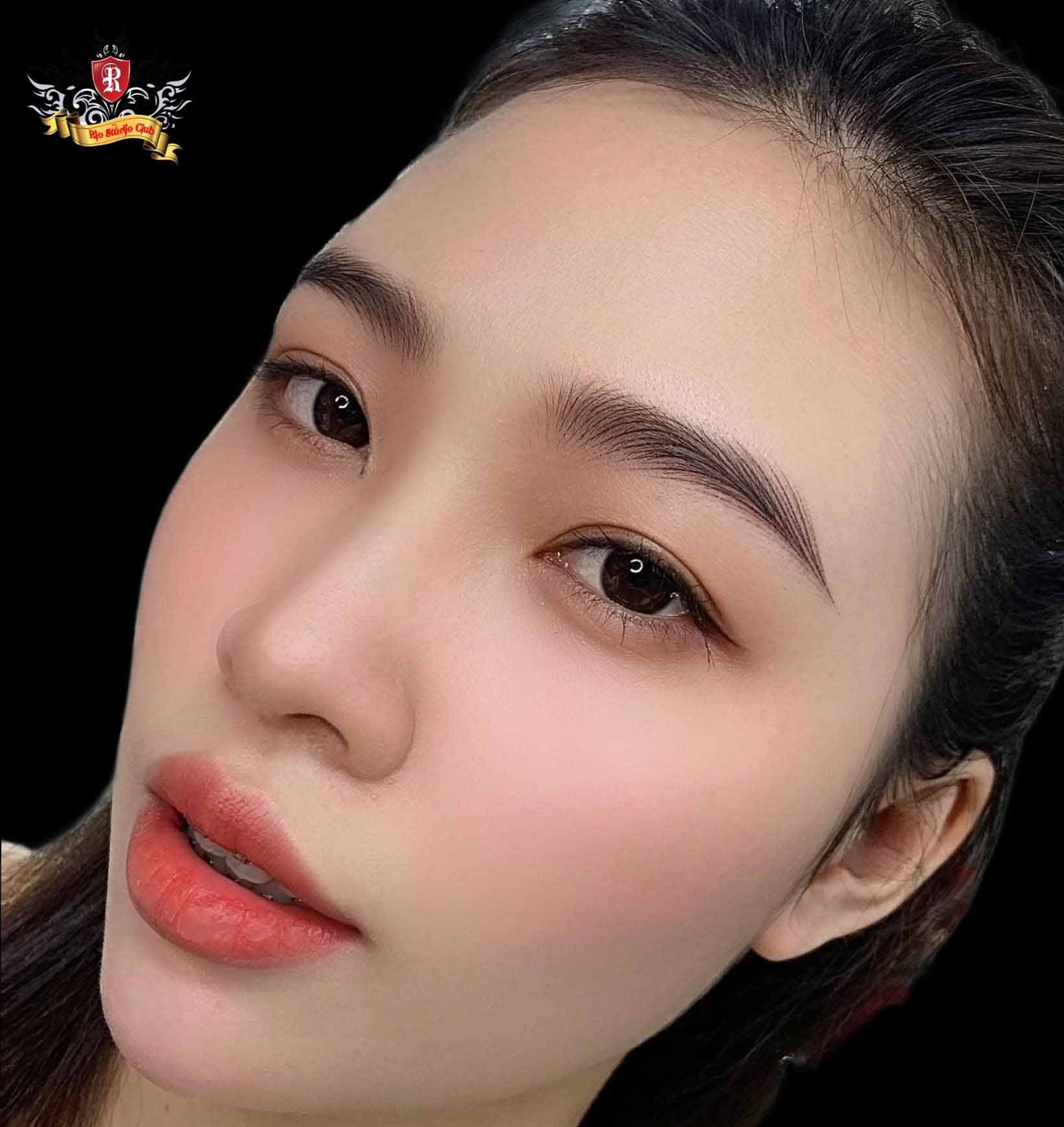 Xăm chân mày tự nhiên cho Chị Thanh