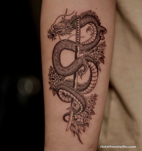 Top 500 Ultimate Bold Dragon Tattoos: Best Designs for 2026 7 - Rio Tattoo Studio