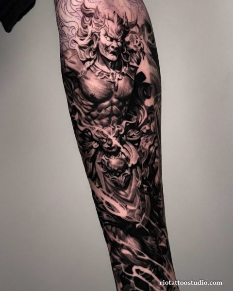 Hình xăm Atula full tay cá tính