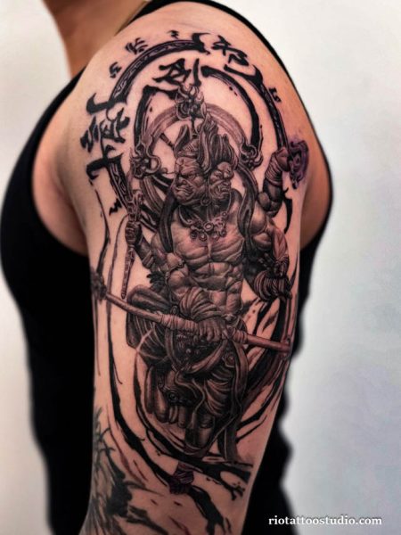 Thiết kế hình xăm Atula kín tay nghệ thuật