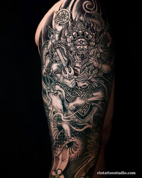 Hình xăm Atula full tay thể hiện bản lĩnh