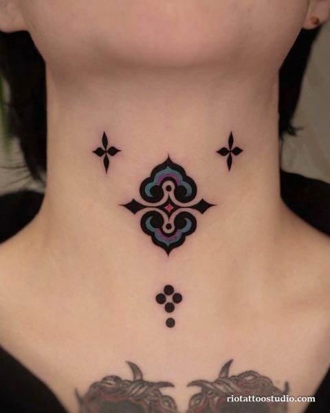 Tattoo cổ mini đẹp cho nam và nữ