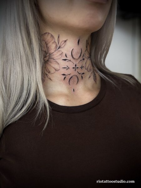 Mẫu hình xăm cổ nhỏ tinh tế