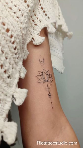 Lotus flower tattoo: best divine symbol of purity in 2026 1 - Rio Tattoo Studio