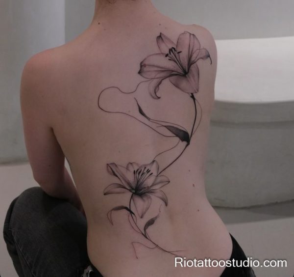 Spine Tattoos for Ladies: Best Unique Back Designs 2026 - Rio Tattoo Studio