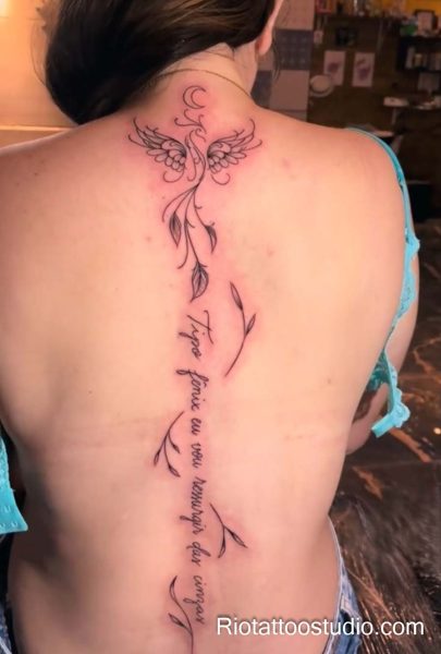 Spine Tattoos for Ladies: Best Unique Back Designs 2026 8 - Rio Tattoo Studio