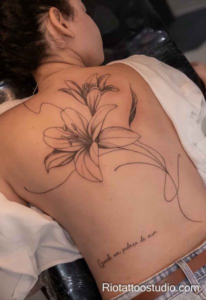 Spine Tattoos for Ladies: Best Unique Back Designs 2026 3 - Rio Tattoo Studio