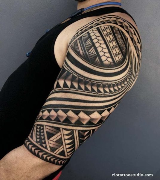 Top Tribal Tattoos: From Classic Symbols to Modern Art 8 - Rio Tattoo Studio