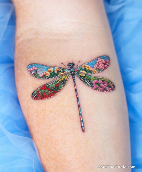 Klimt-style dragonfly tattoo gold patterns shoulder hip, artistic dragonfly tattoo