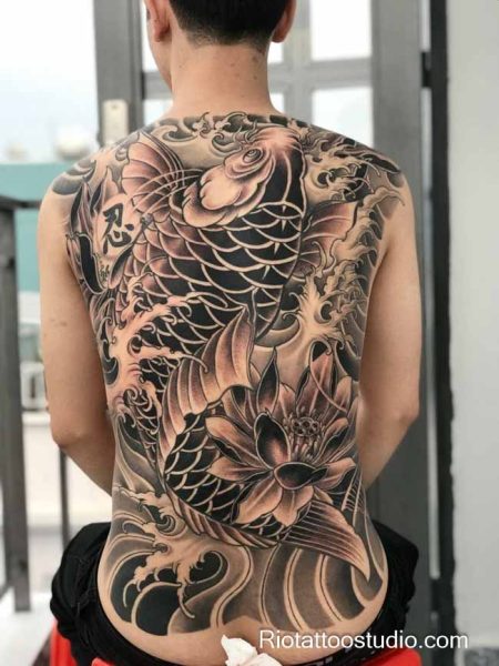 Golden koi lotus japanese tattoo full back vibrant colors, colorful koi japanese tattoo