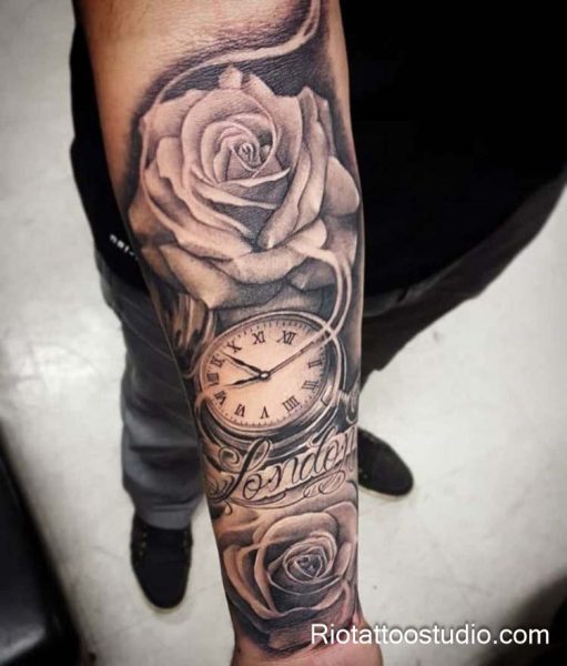 Memento mori forearm tattoo skull snake roses "MEMENTO MORI", stoic memento mori tattoo