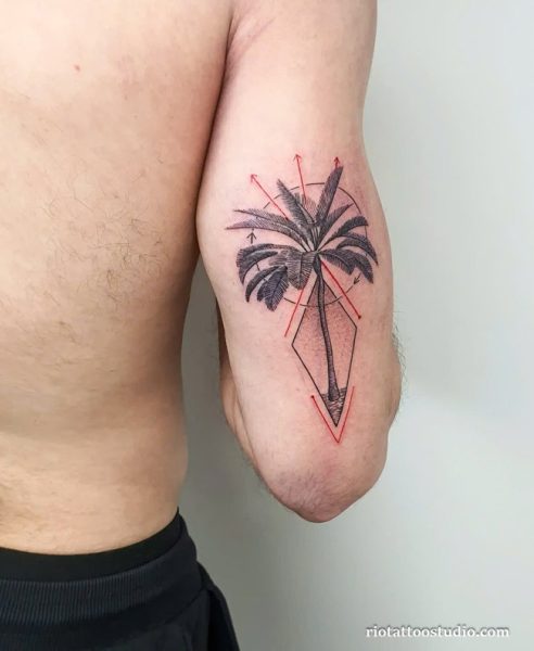 Palm tree tattoo blackwork abstract palm fronds shoulder, artistic palm tree tattoo