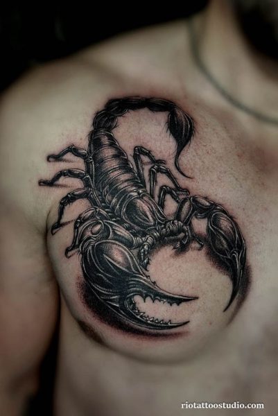 Meaning of scorpion tattoo on the back and the delicate specialty of fineline tattoos.