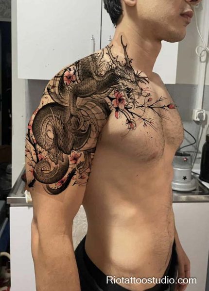 100+ Best Shoulder Tattoo Ideas: Bold Art for Everyone 2 - Rio Tattoo Studio