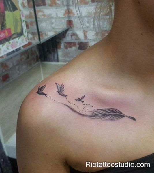 120+ Best Feather Tattoo Ideas: Symbols of Pure Freedom 6 - Rio Tattoo Studio