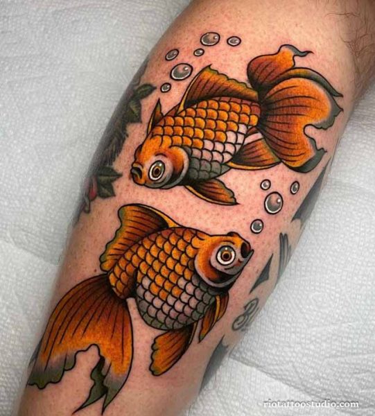 Two realistic orange goldfish with bubbles tattoo on arm, colorful fish tattoo ideas