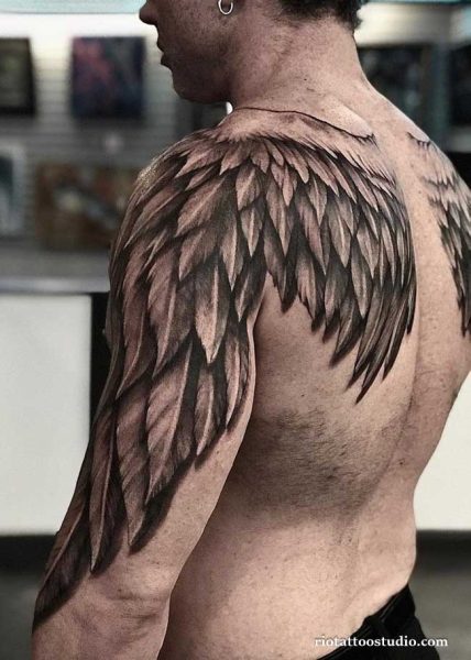 Half sleeve tattoo: the ultimate guide to arm art by masters - Rio Tattoo Studio