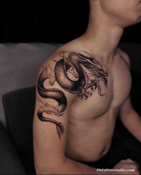 Half sleeve tattoo: the ultimate guide to arm art by masters 1 - Rio Tattoo Studio