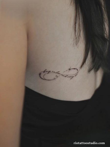 100+ Best Rib Tattoo Ideas: Elegant Art for Every Body 2 - Rio Tattoo Studio