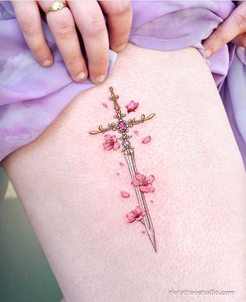 100+ Best Rib Tattoo Ideas: Elegant Art for Every Body 7 - Rio Tattoo Studio