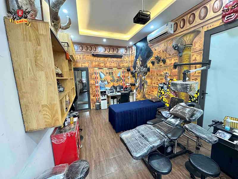 Luxury VIP room with medical grade lighting for personalized face tattoos for women at Rio Tattoo Studio.