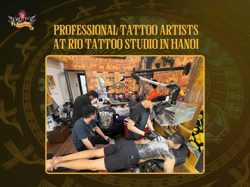 Professional Hanoi artists working at Rio Tattoo Studio for your safe custom heart with name tattoo session.